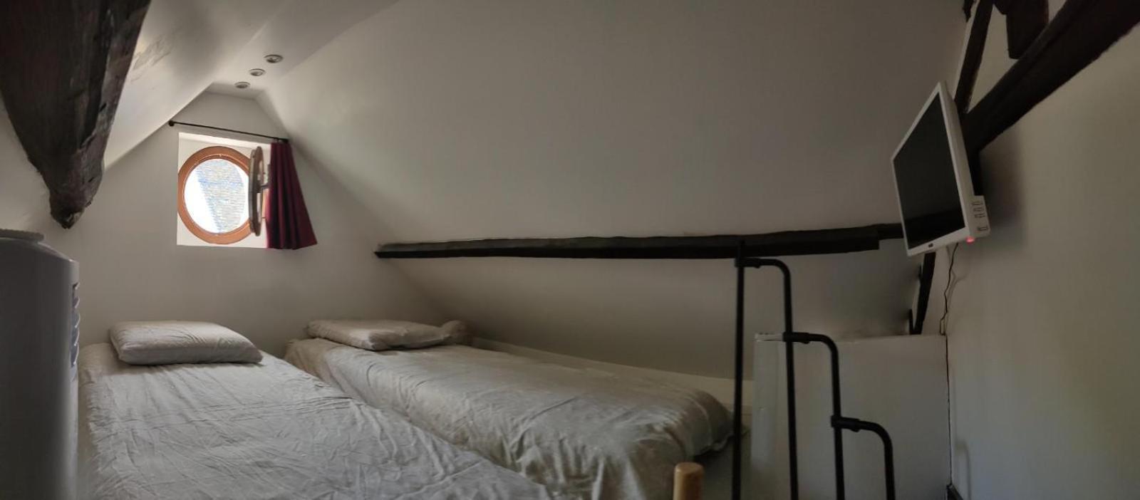 Chez Aurelia - Chambres & Table D'Hotes La Couture-Boussey Δωμάτιο φωτογραφία